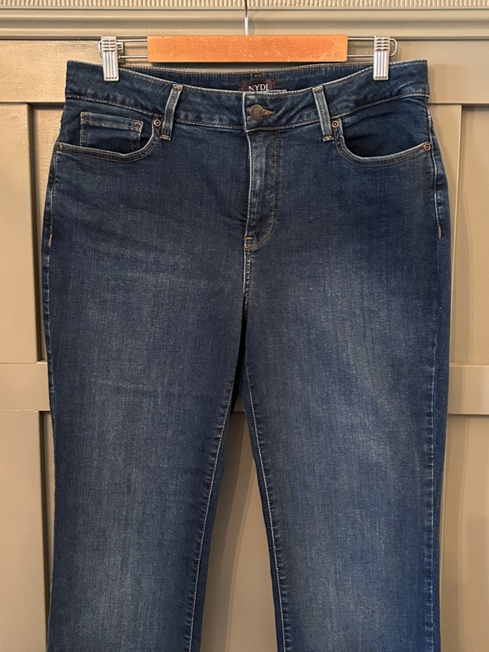 NYDJ Marilyn Straight Leg High Rise Jeans in Cooper Wash Lift Tuck Size 12 - Picture 7 of 11